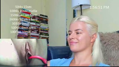 queenofthenight live cam on Cam4