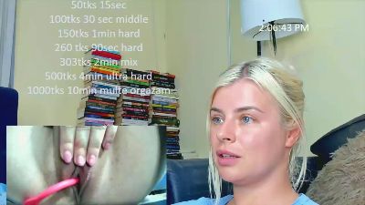 queenofthenight live cam on Cam4