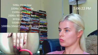 queenofthenight live cam on Cam4