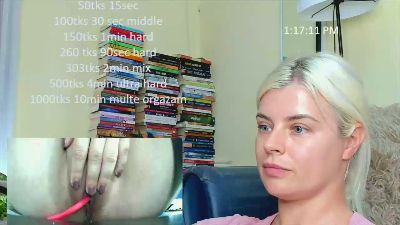queenofthenight live cam on Cam4