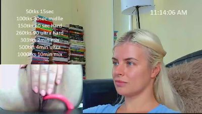 queenofthenight live cam on Cam4