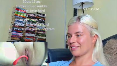 queenofthenight live cam on Cam4