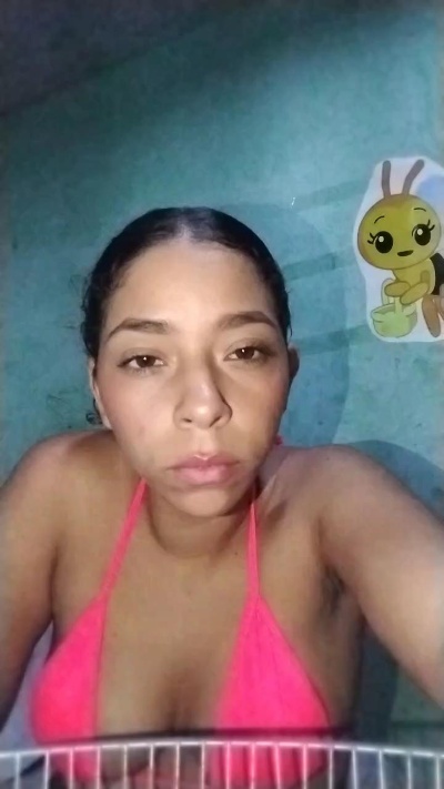 Watch  queenvixxen5261 live on Cam4