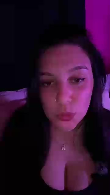 quemera1908 live cam on Cam4