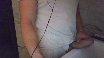 queue22 live cam on Cam4