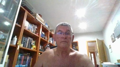 quique185bcn live cam on Cam4