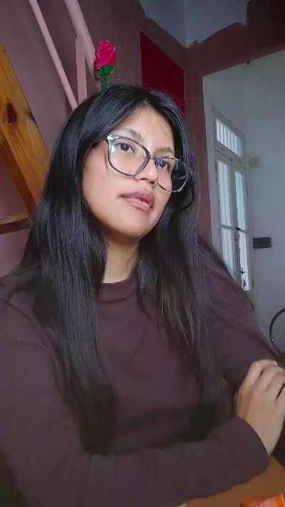 r0m44 live cam on Cam4