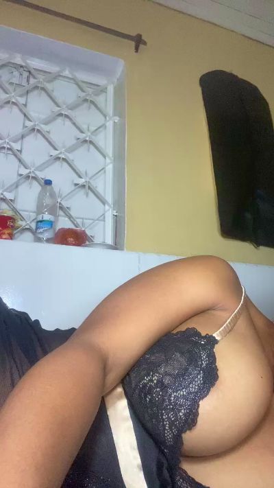 rabe7 live cam on Cam4