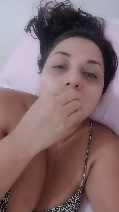 rachelass1 live cam on Cam4