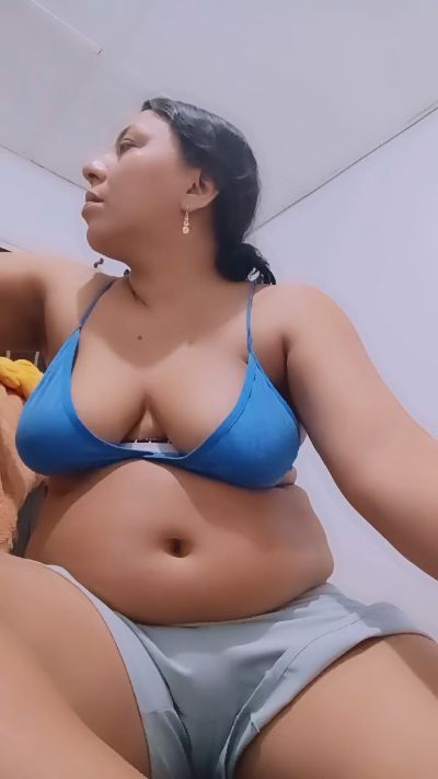 rachelass1 live cam on Cam4
