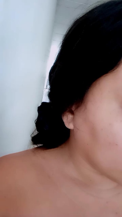 rachelass1 live cam on Cam4