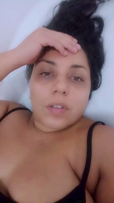 rachelass1 live cam on Cam4