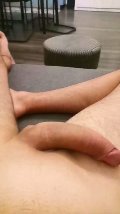 raducu23 live cam on Cam4