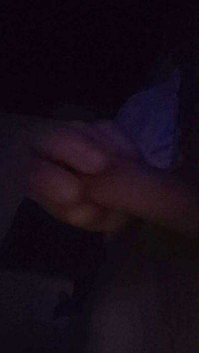 rafael2942 live cam on Cam4