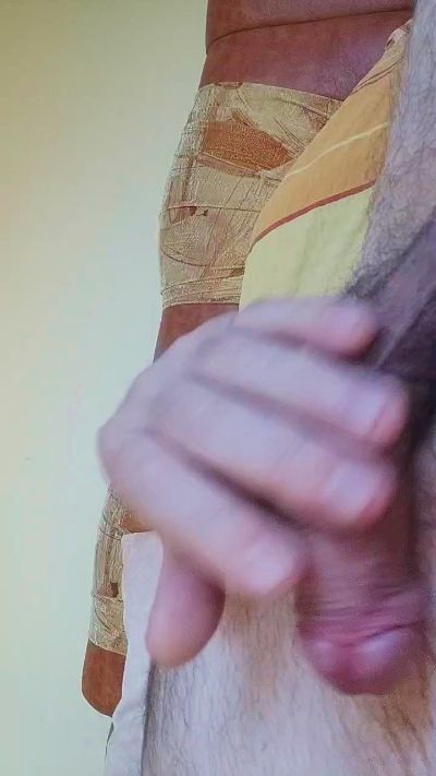rafael2942 live cam on Cam4