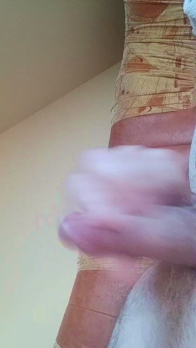 rafael2942 live cam on Cam4
