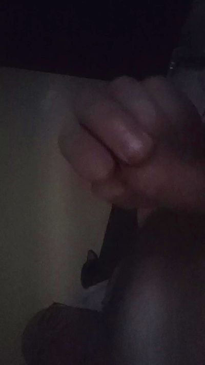 rafael2942 live cam on Cam4