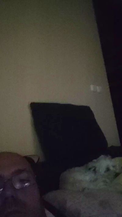 rafael2942 live cam on Cam4