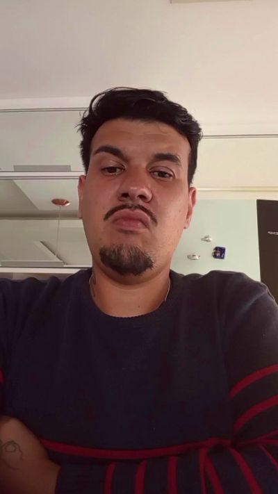 rafael_fun live cam on Cam4