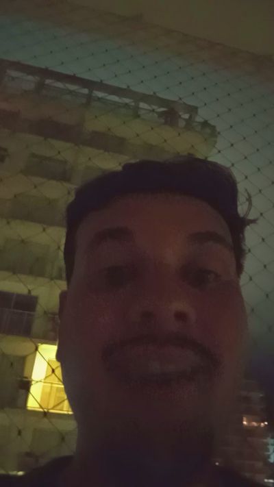 rafael_fun live cam on Cam4