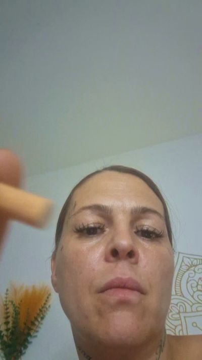 rafanoemi2 live cam on Cam4