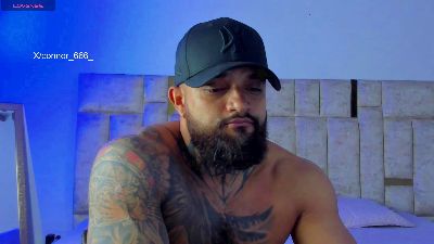 ragnar_666 live cam on Cam4