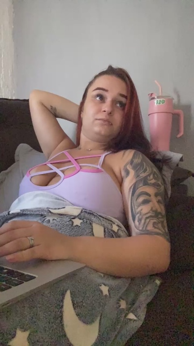 rainhadafinesse live cam on Cam4