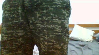 ralph2k22 live cam on Cam4