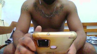 ralph2k22 live cam on Cam4