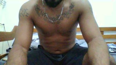ralph2k22 live cam on Cam4