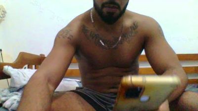ralph2k22 live cam on Cam4
