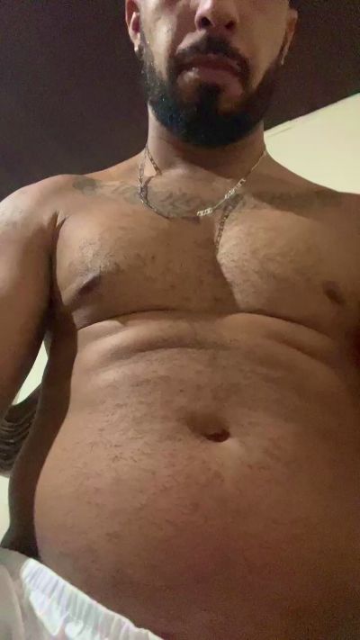ralph2k22 live cam on Cam4