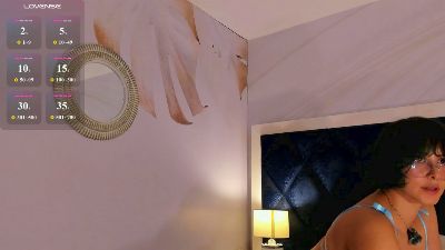 ramonaflower_ live cam on Cam4