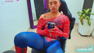 randyfun01 live cam on Cam4