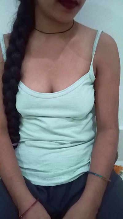 rani64 live cam on Cam4