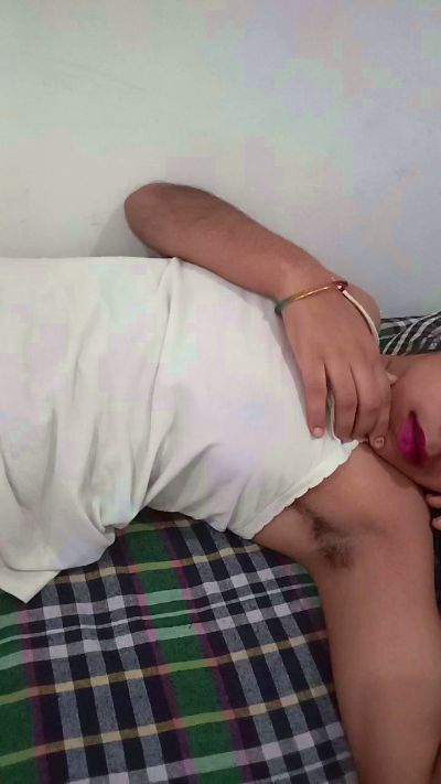 rani64 live cam on Cam4