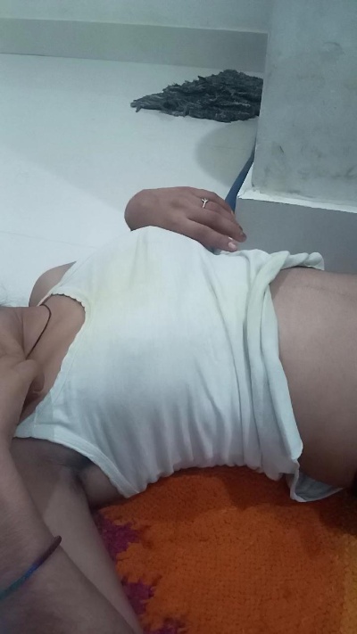 rani64 live cam on Cam4