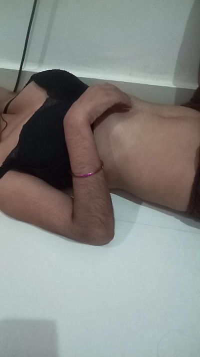 rani64 live cam on Cam4