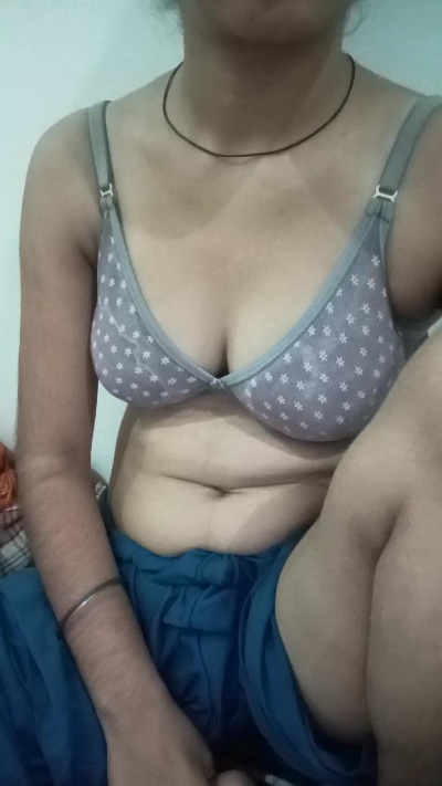rani64 live cam on Cam4