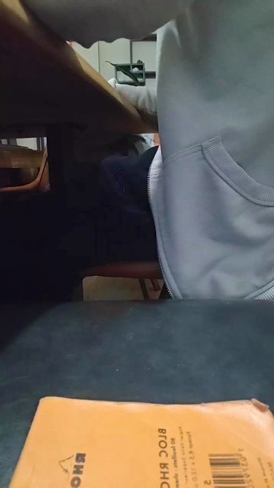 raoulbtnbois live cam on Cam4