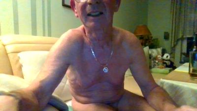 ratrie live cam on Cam4