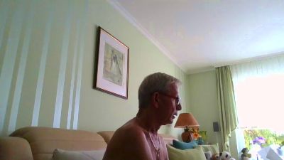 ratrie live cam on Cam4