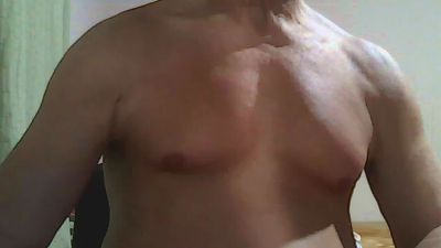 raul1053 live cam on Cam4