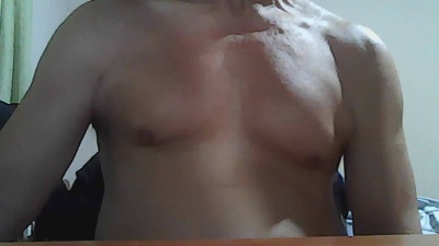 raul1053 live cam on Cam4