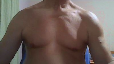 raul1053 live cam on Cam4