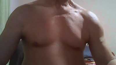 raul1053 live cam on Cam4
