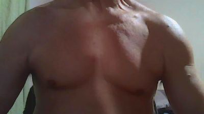 raul1053 live cam on Cam4