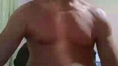 raul1053 live cam on Cam4