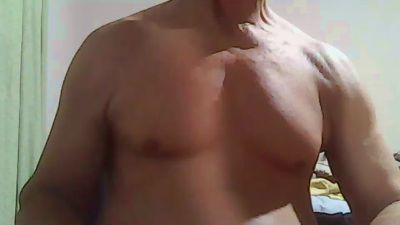 raul1053 live cam on Cam4