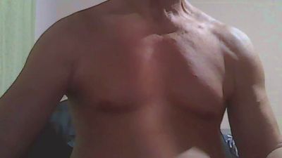 raul1053 live cam on Cam4